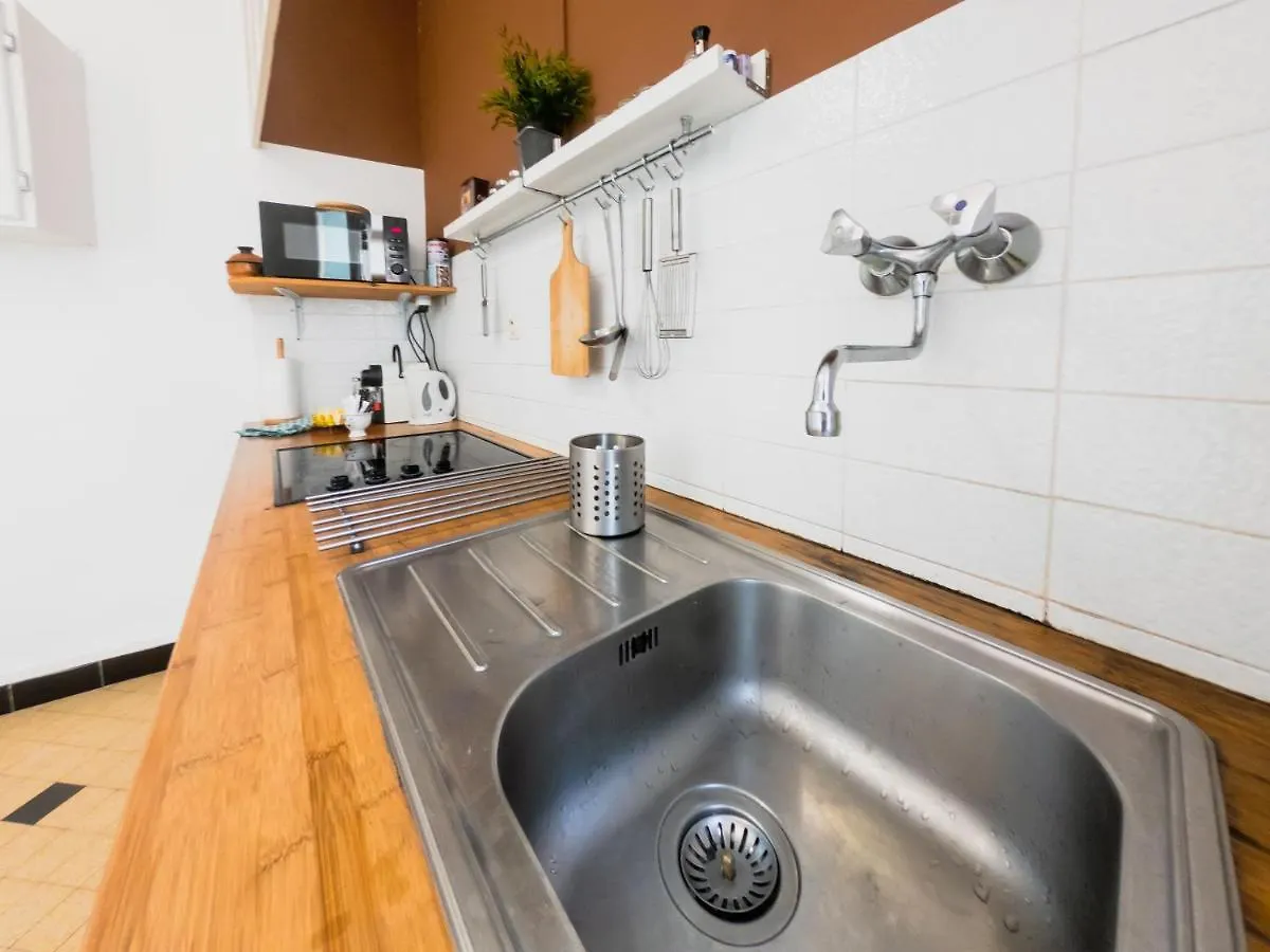 Apartment Old Town- 4 Pers, Vieux Nice, Ac, Wifi France